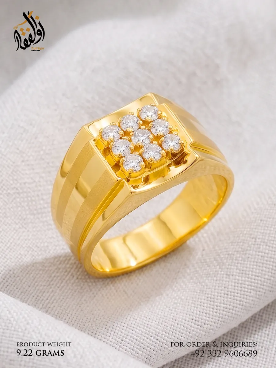 The “Crest” men's ring